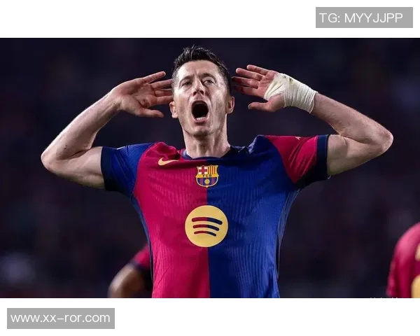 巴萨新年首冠荣耀加冕成功卫冕西超杯展现强大实力 巴萨新年首冠荣耀加冕成功卫冕西超杯展现强大实力